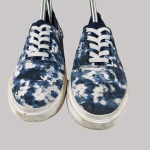 Old Navy Tie-Dye Blue & White Canvas Sneakers With White Laces Size 4